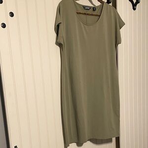 Lands’ End Olive Green Short Sleeve Flip Flop Dress
